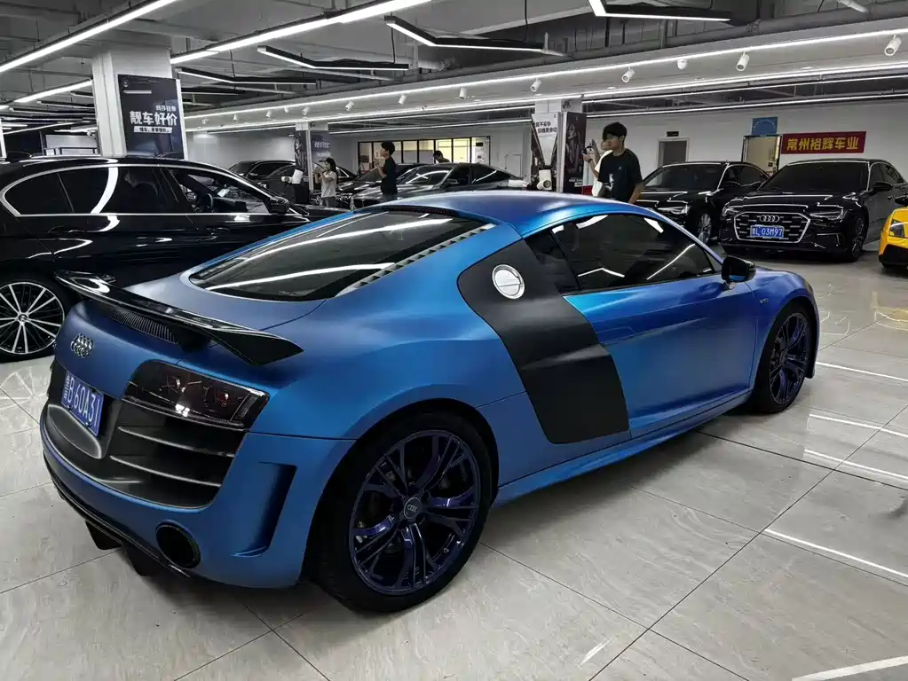 Audi R8 — миниатюра 7