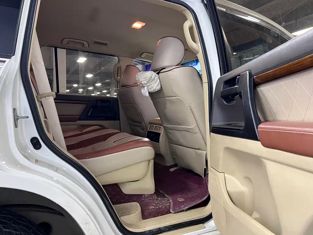 Toyota Land Cruiser 2017 4.0L GX-R