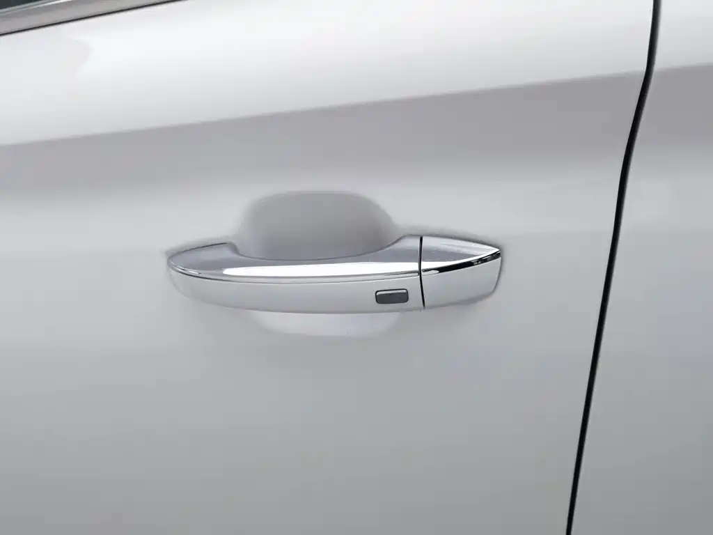 Roewe RX8 — миниатюра 18
