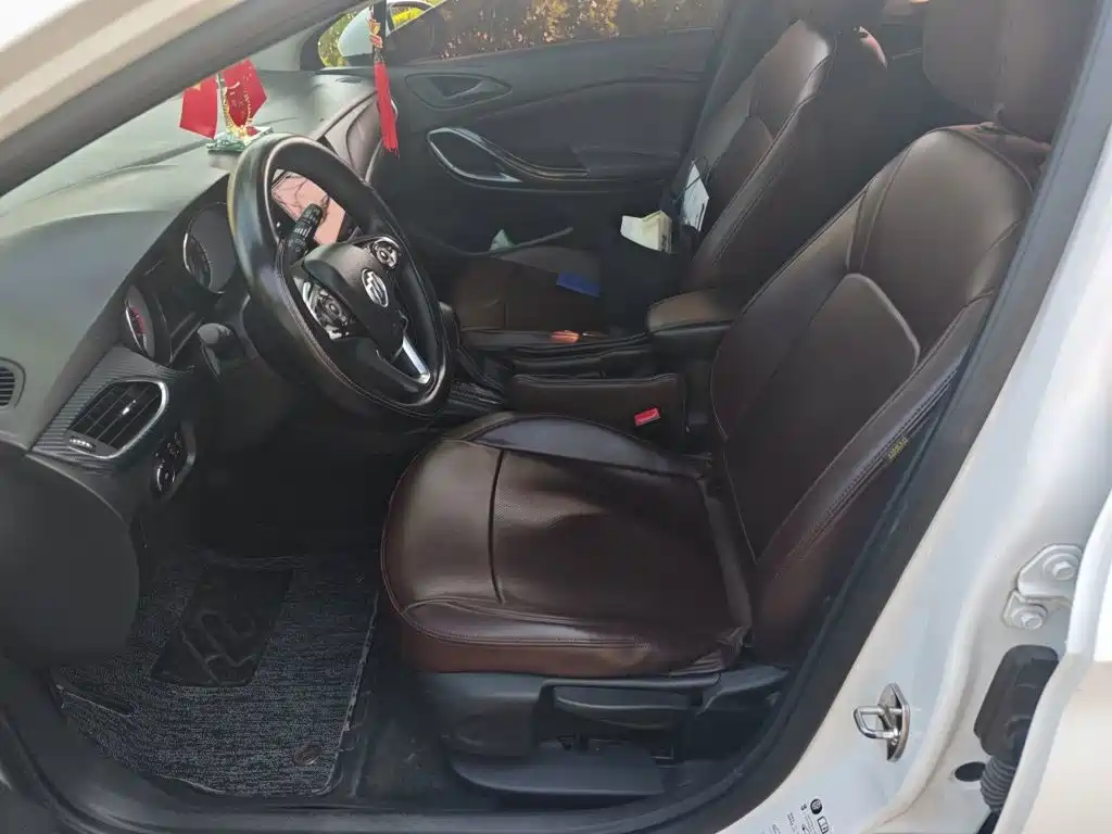 Buick Verano — миниатюра 8