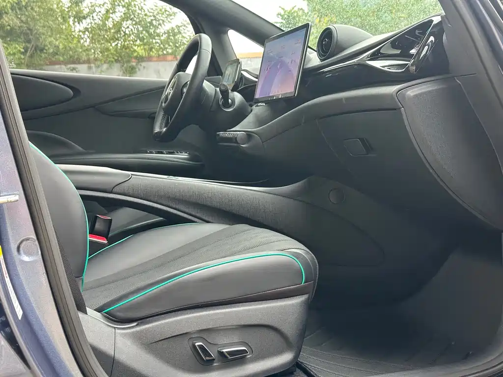 BYD Dolphin — миниатюра 8