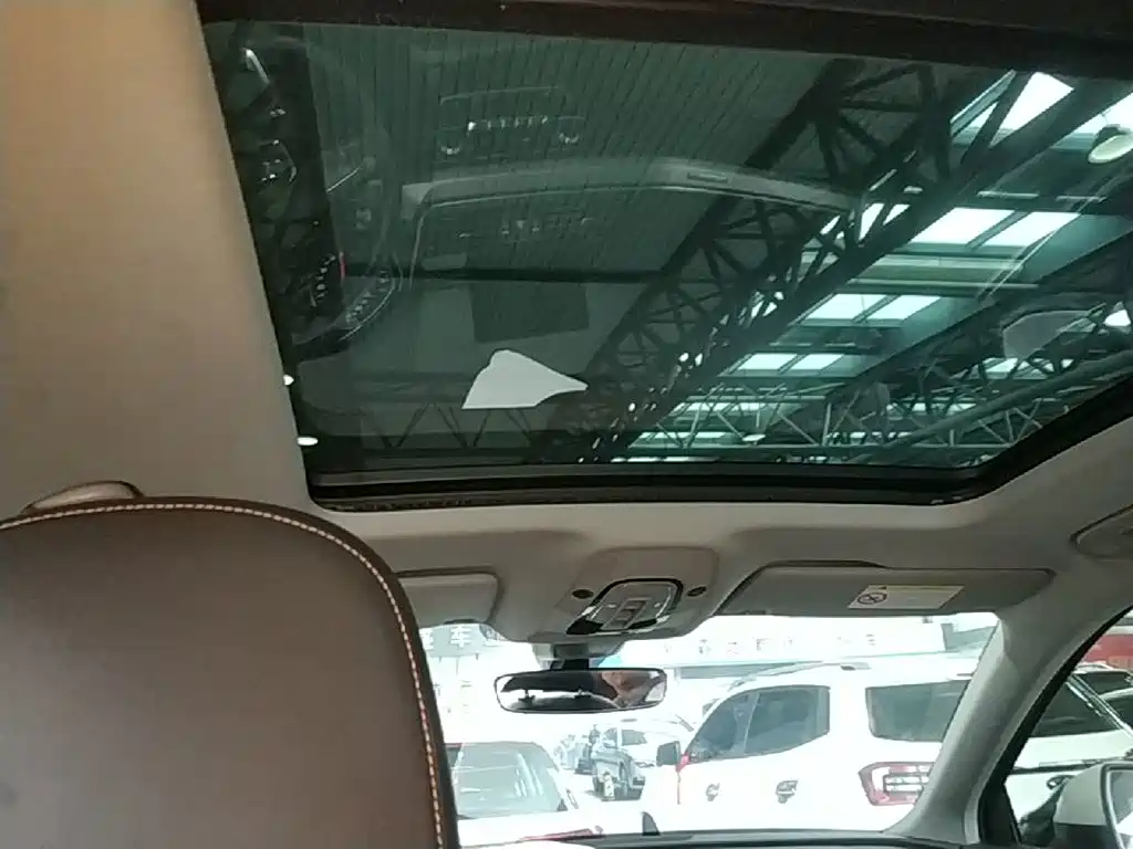 Audi Q5L — миниатюра 18