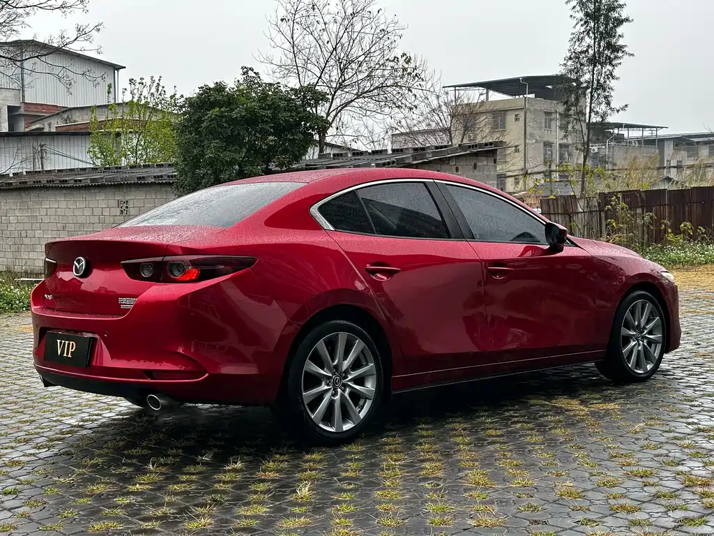 MAZDA 3 ANGKESAILA