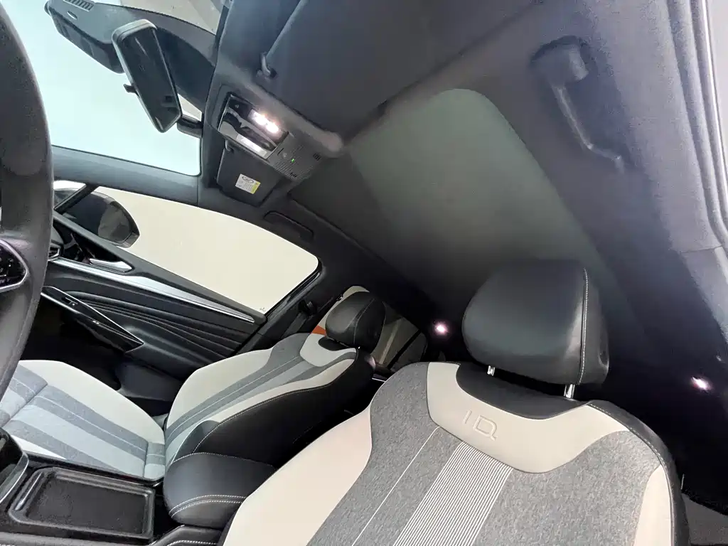 VOLKSWAGEN ID.4 CROZZ