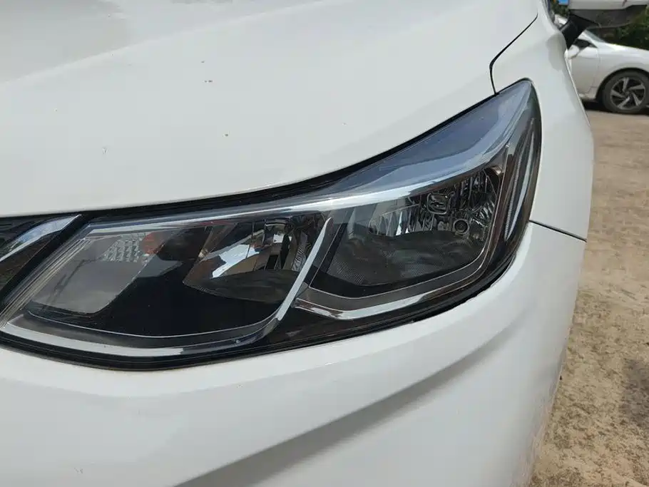 Chevrolet Cruze — миниатюра 5