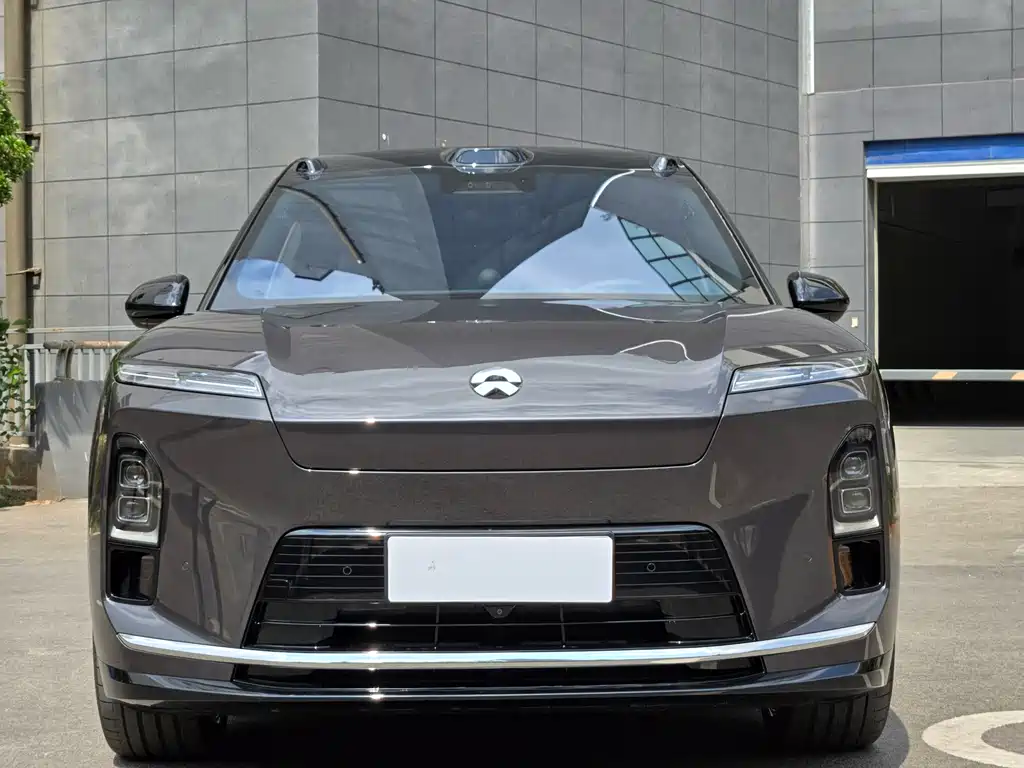 NIO ES8 2026 мест Executive