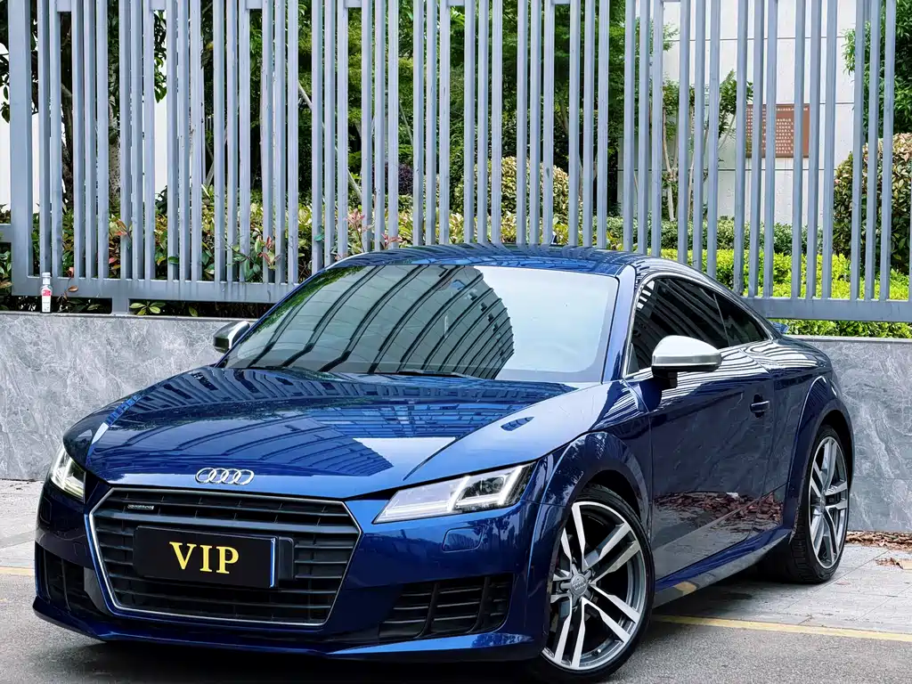 Audi TT 2015