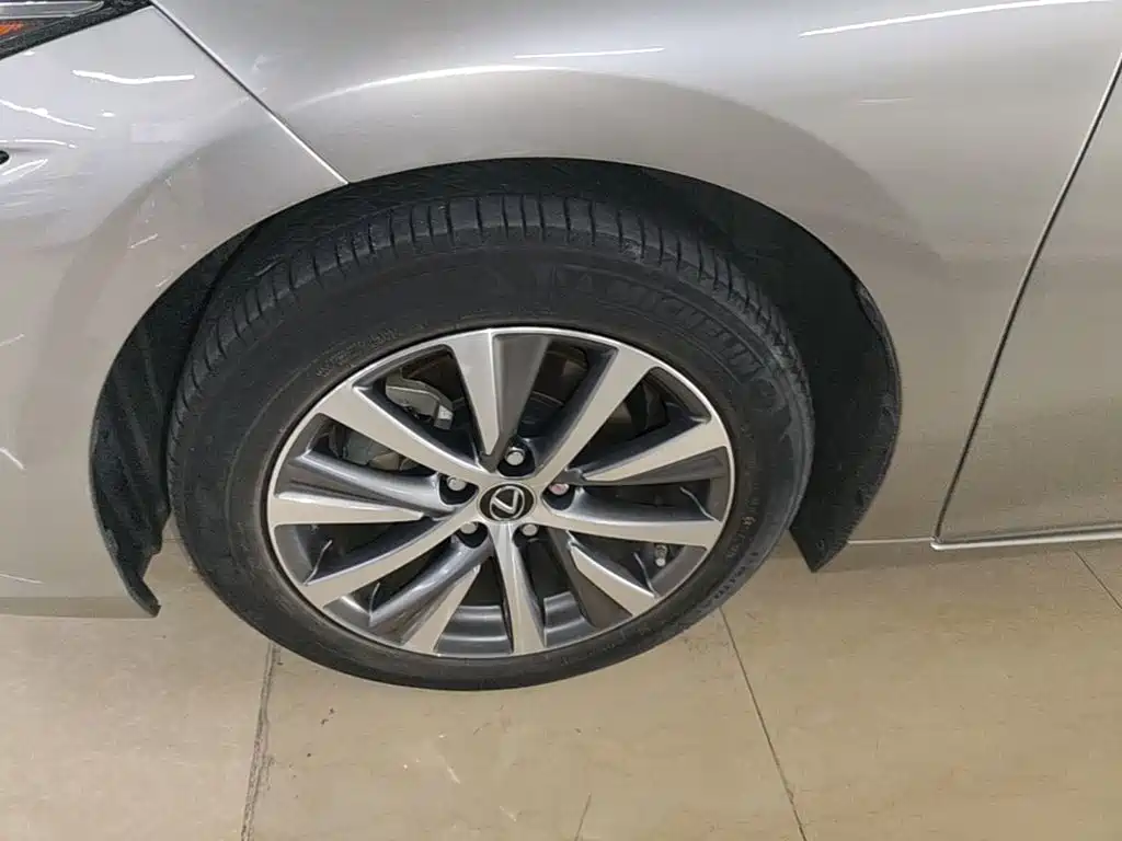 Lexus ES — фотографии объявления, Фото 23