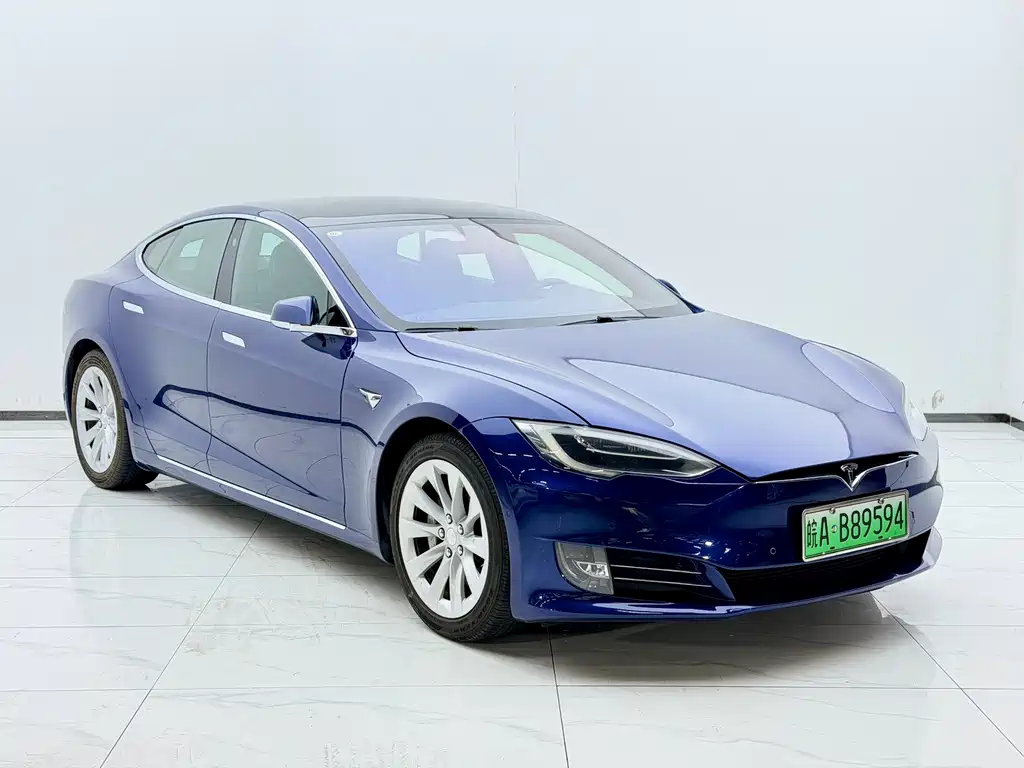 Tesla Model S — миниатюра 2