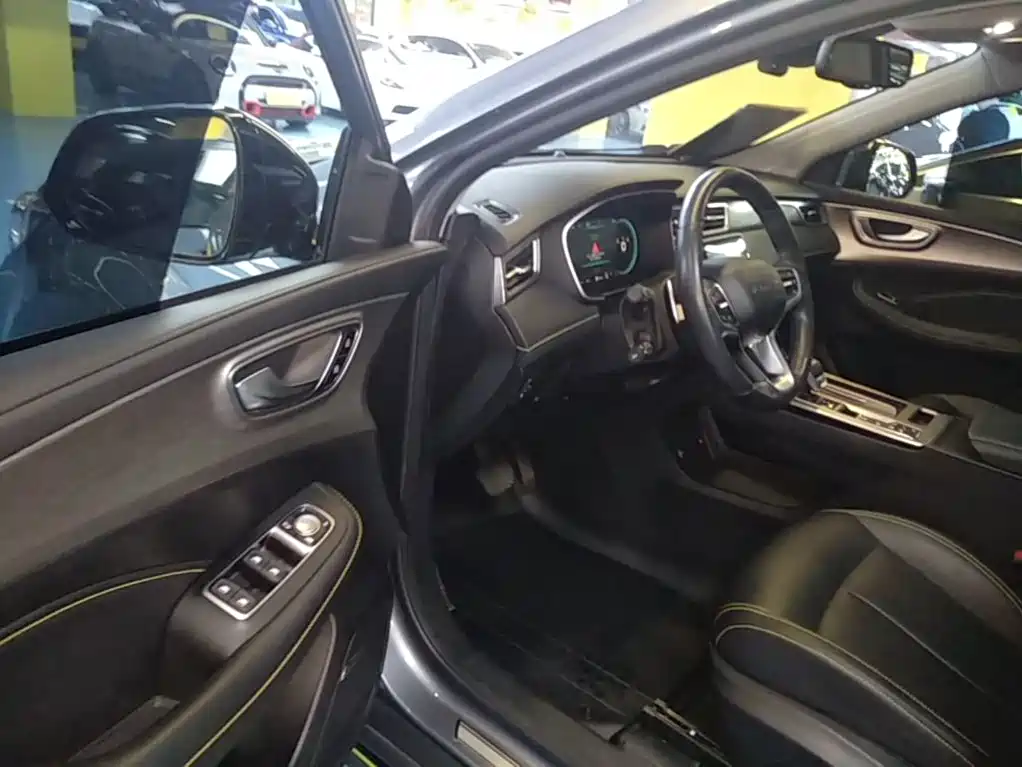 Roewe RX5 New Energy — миниатюра 16