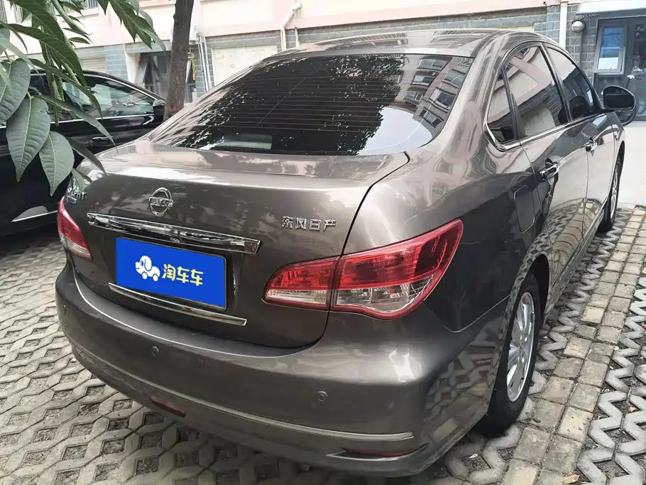 Nissan Sylphy — миниатюра 3