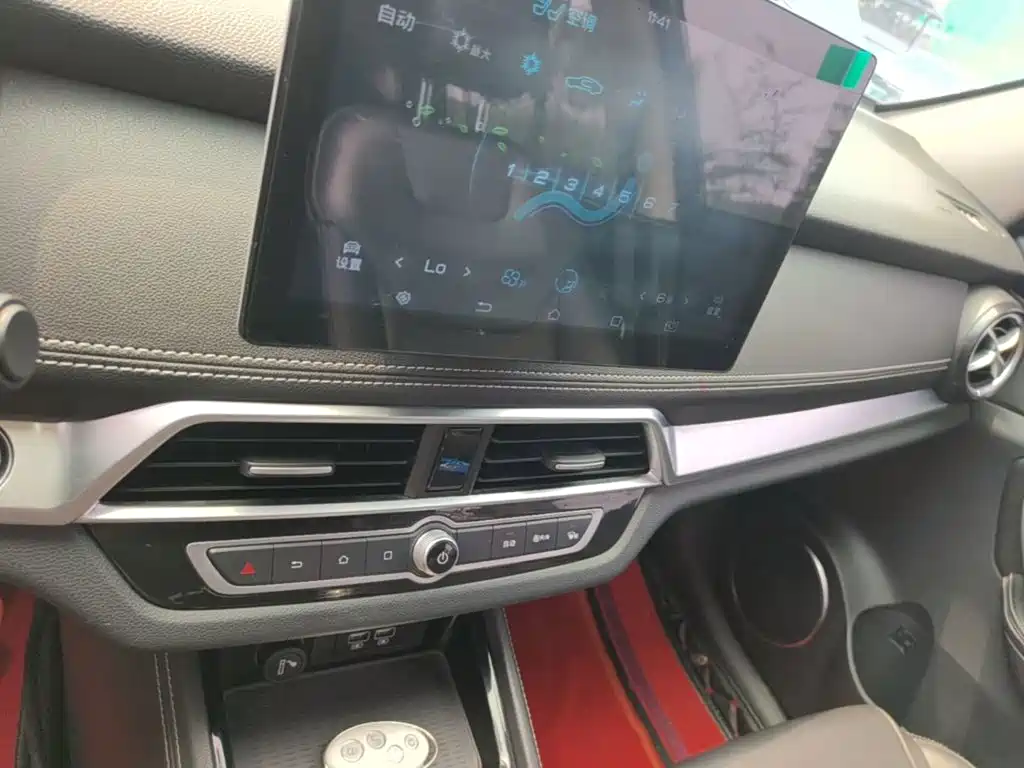 BYD Song — миниатюра 13