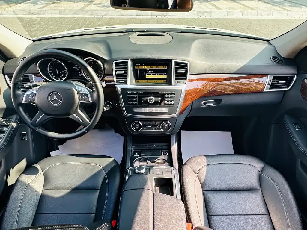 Mercedes-Benz M-Class — миниатюра 22