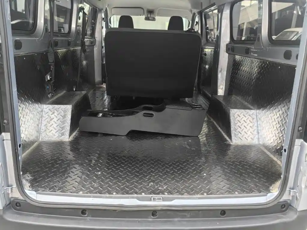 Wuling Yangguang — миниатюра 7