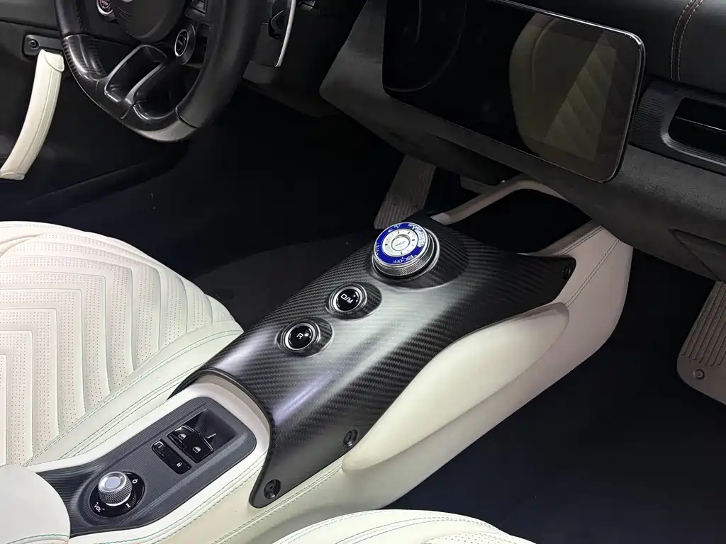 Maserati MC20 — миниатюра 14