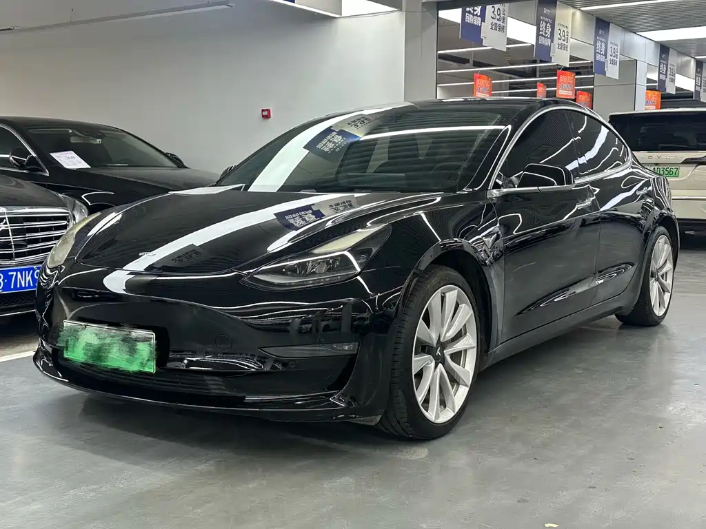 Tesla Model 3 — миниатюра 2