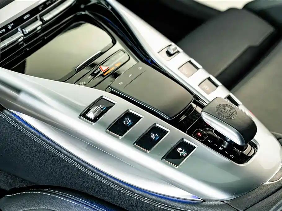 Mercedes-Benz AMG GT — миниатюра 13