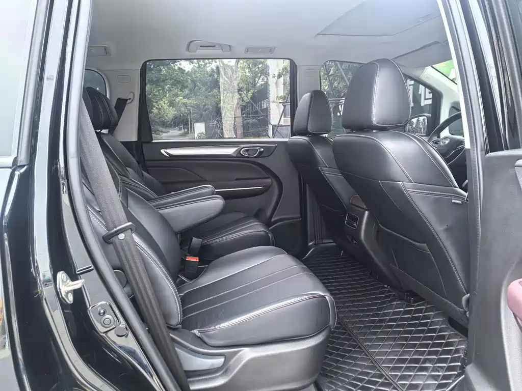 GAC Motor Trumpchi M6 — миниатюра 11