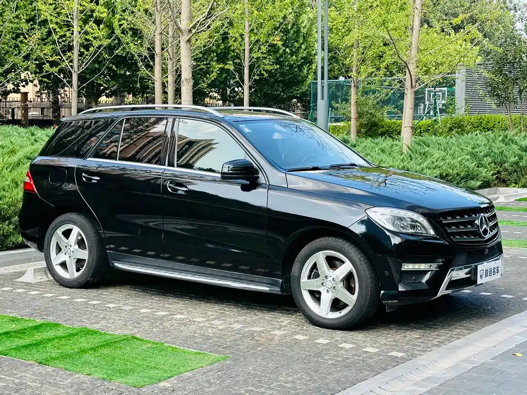 Mercedes-Benz M-Class — миниатюра 3