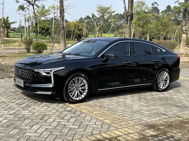 2024 Bestune B70