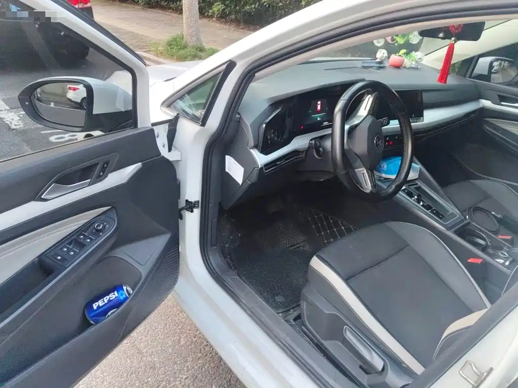 Volkswagen Golf — миниатюра 14