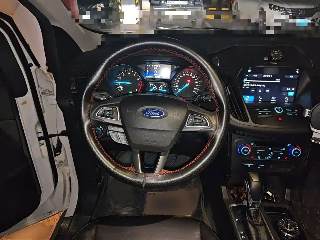 Ford Kuga — миниатюра 3