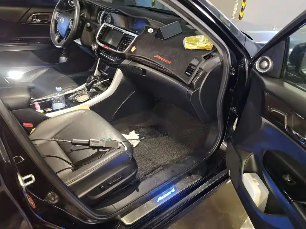 Honda Accord — миниатюра 20