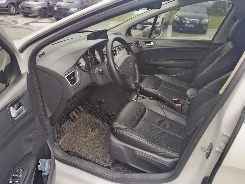 Peugeot 308 Joy Edition Classic 1.6L Auto Premium Fashion Type, фото 5