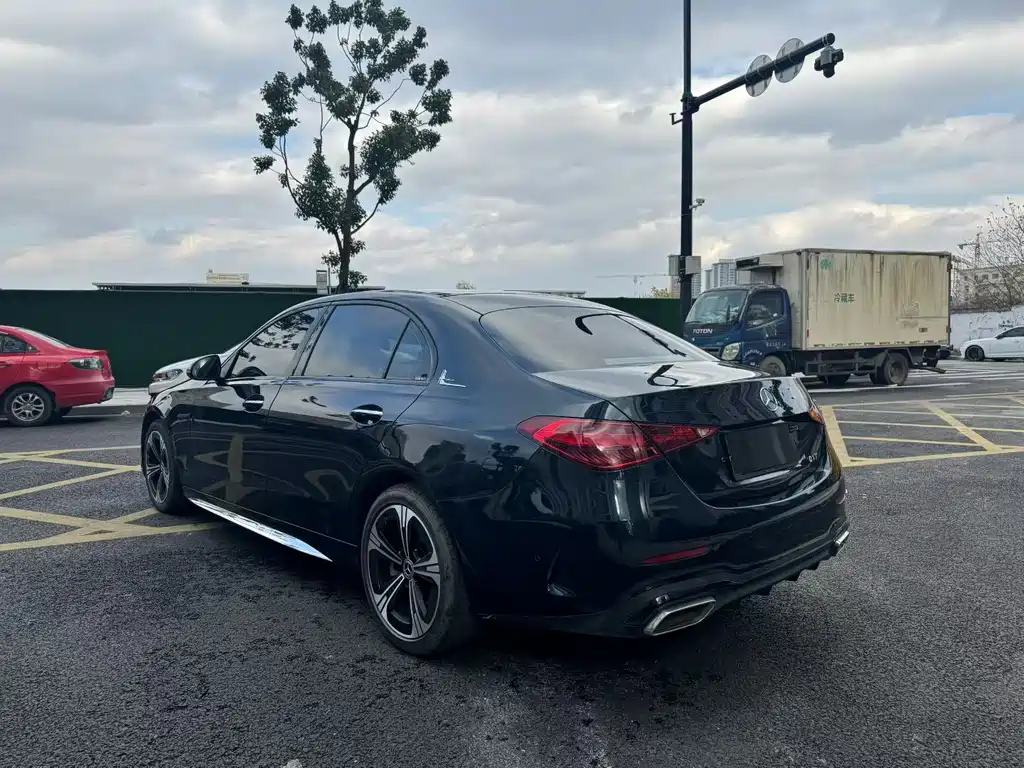 MERCEDES-BENZ C CLASS