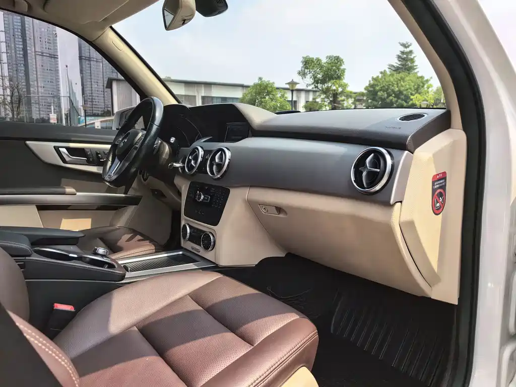 Mercedes-Benz GLK-Class — миниатюра 12