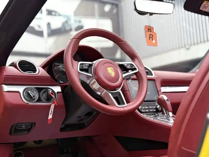 Porsche 718 2022 Boxster 2.0T