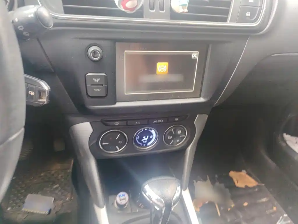 Citroen C3-XR — миниатюра 6