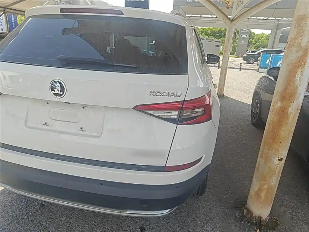 Skoda Kodiaq 2017 TSI330 7 мест Luxury