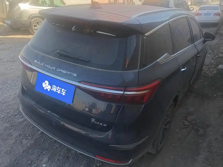 BYD MAX — миниатюра 3