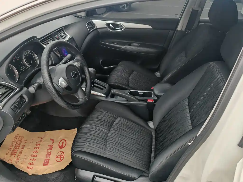 Nissan Sylphy — миниатюра 5