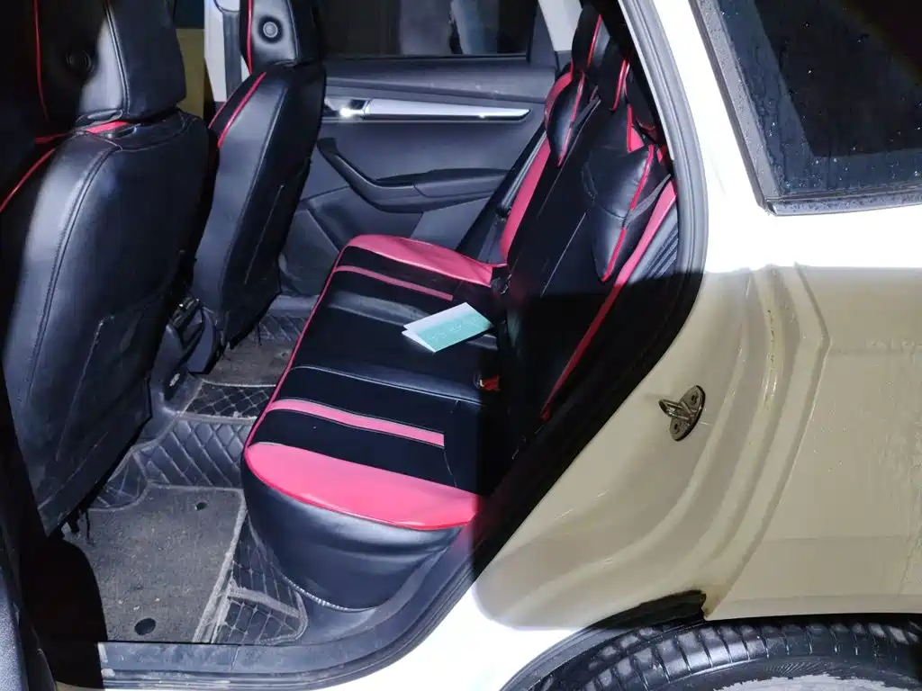 Skoda Karoq — миниатюра 13