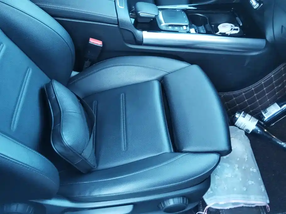 Mercedes-Benz GLA — миниатюра 8