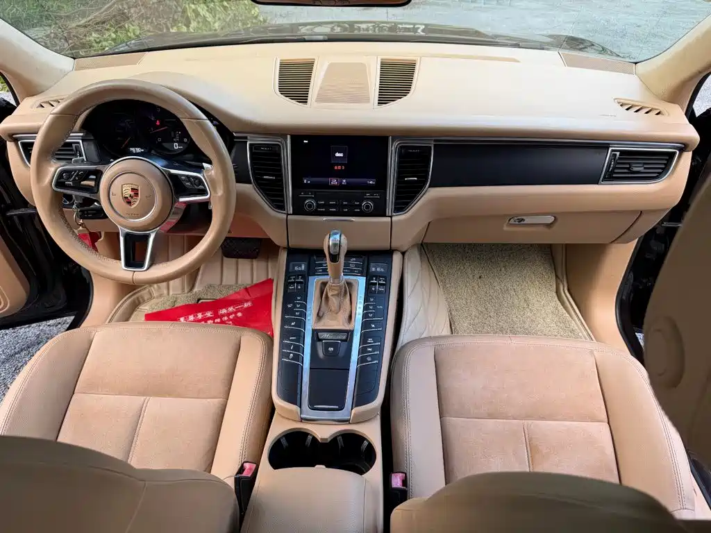 Porsche Macan — миниатюра 14