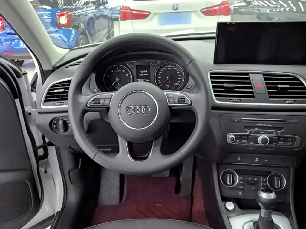 Audi Q3 — миниатюра 11