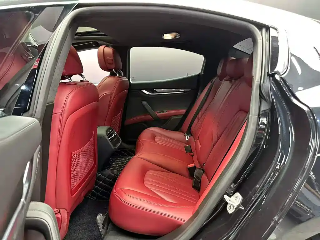 Maserati Ghibli 2022 2.0T GT