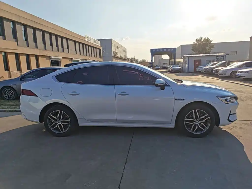 BYD Qin PLUS — миниатюра 27