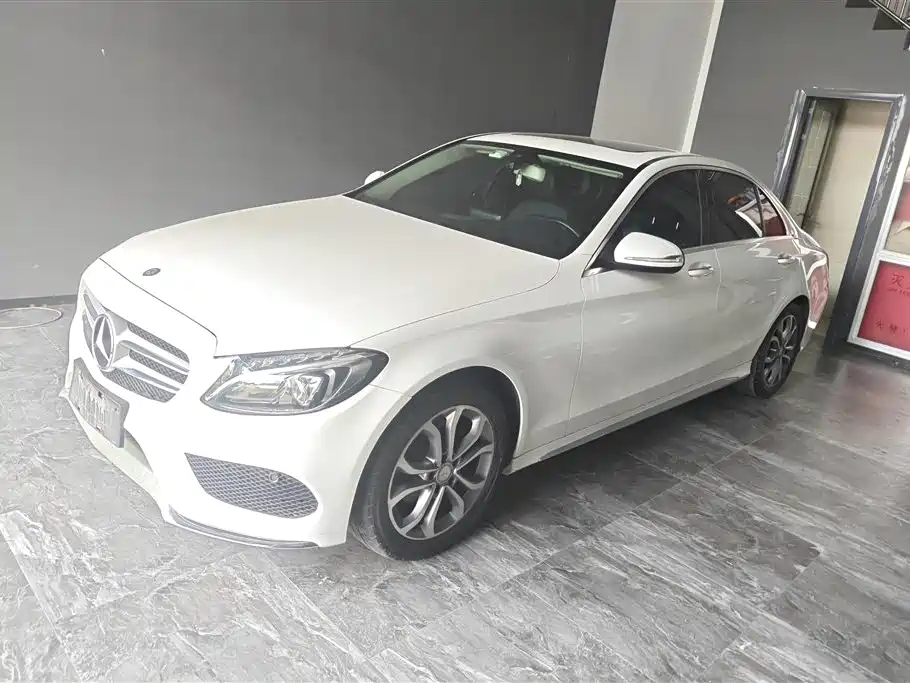 Mercedes-Benz C-Class 2017
