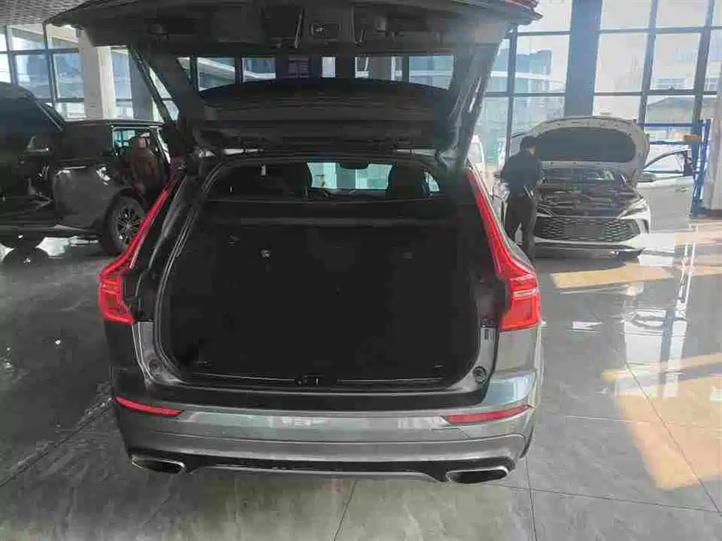 Volvo XC60 — миниатюра 8