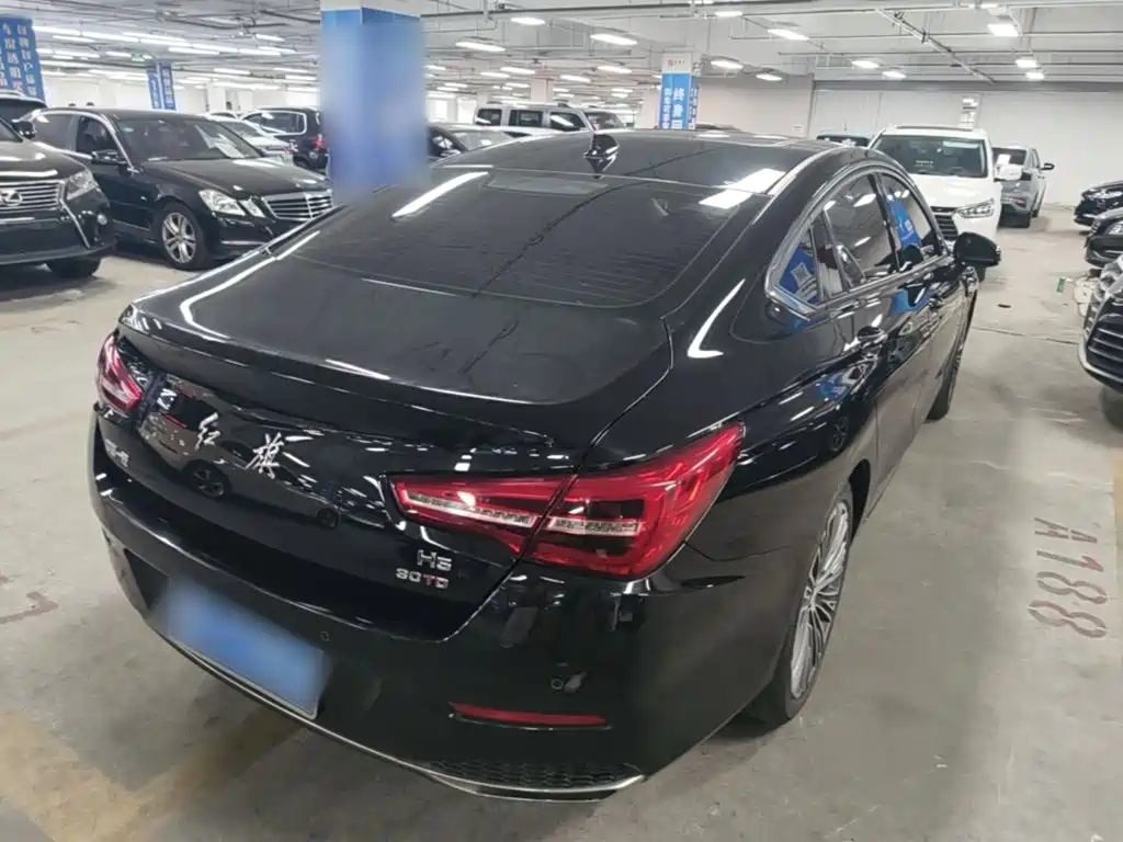 Hongqi Hongqi H5 — миниатюра 7