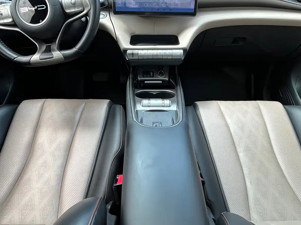 BYD Dolphin — миниатюра 9