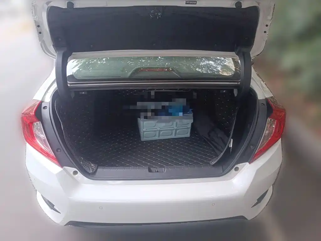 Honda Civic — миниатюра 15