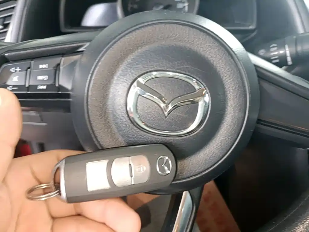 Mazda 3 Axela — миниатюра 9