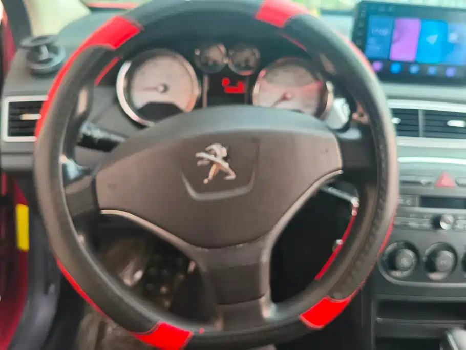 Peugeot 308 — миниатюра 15