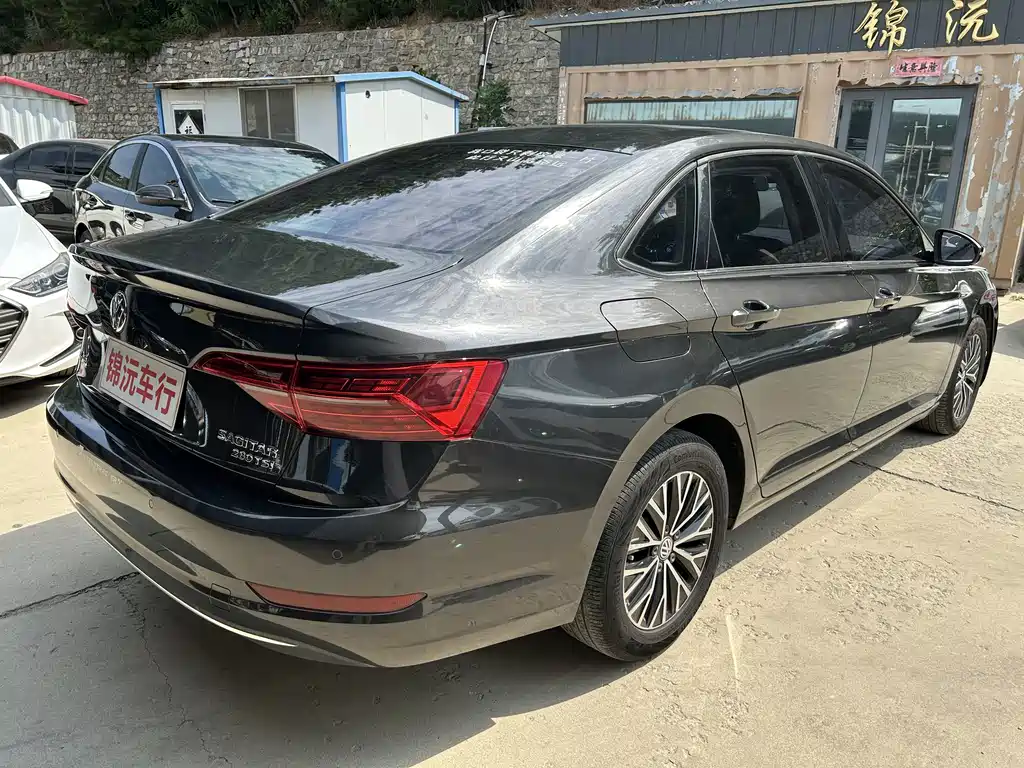 Volkswagen Sagitar — миниатюра 7