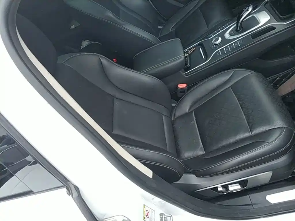 Wey Wey VV6 — миниатюра 25